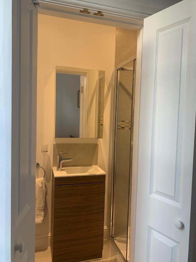 Beautiful One Bedroom Flat In The Heart Of Notting Hill Gate 伦敦 外观 照片